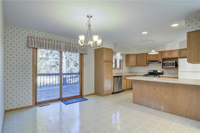 9875N Fairway Drive, Hayward, WI 54843