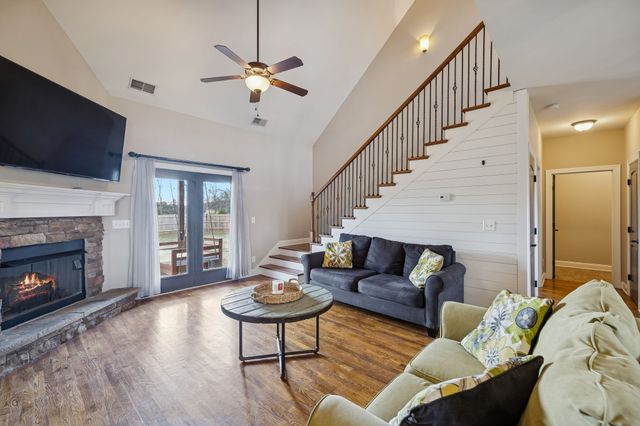 1722 Drayton Dr, Murfreesboro, TN 37130