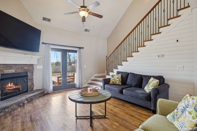 1722 Drayton Dr, Murfreesboro, TN 37130