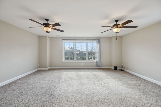 1722 Drayton Dr, Murfreesboro, TN 37130