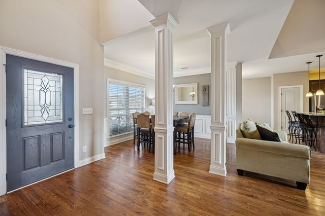 1722 Drayton Dr, Murfreesboro, TN 37130