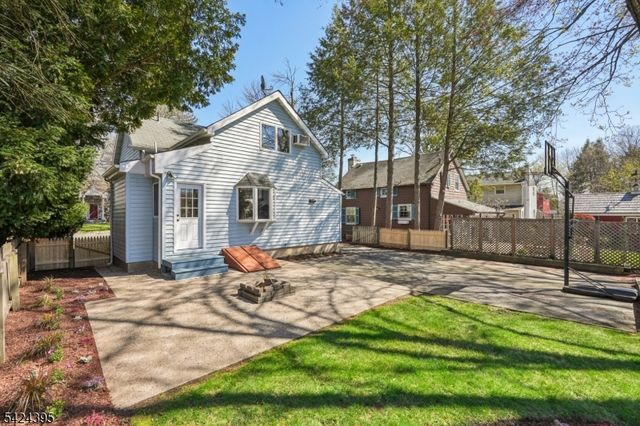 454 Northern Pkwy, Ridgewood Village, NJ 07450