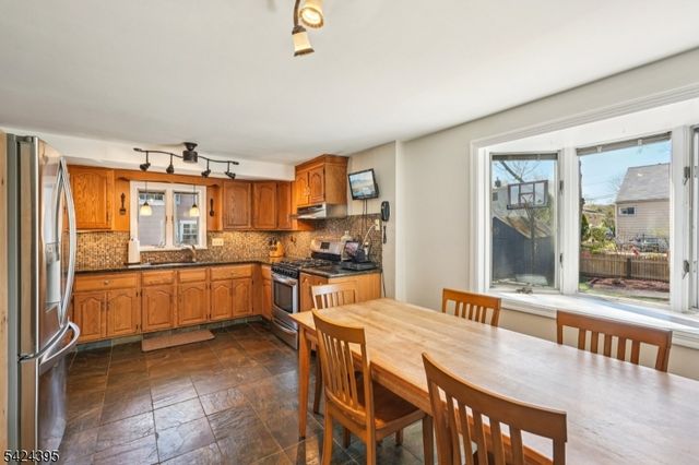 454 Northern Pkwy, Ridgewood Village, NJ 07450