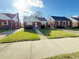 20561 ALCOY Street, Detroit, MI 48205