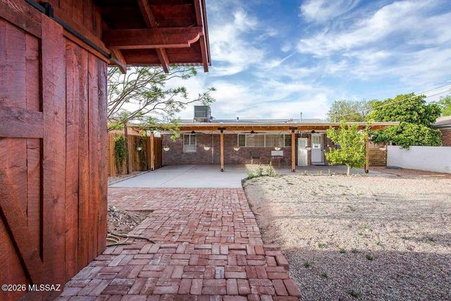 3018 E Mabel Street, Tucson, AZ 85716