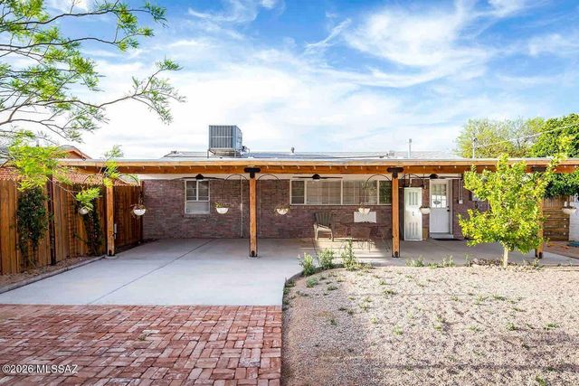 3018 E Mabel Street, Tucson, AZ 85716