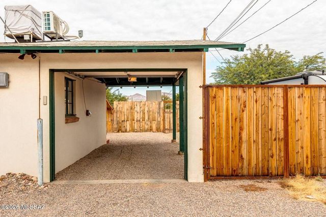 3018 E Mabel Street, Tucson, AZ 85716