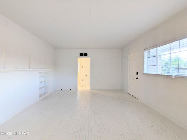 3018 E Mabel Street, Tucson, AZ 85716