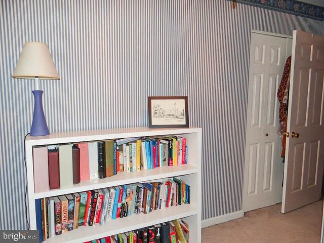 842 WOODLAWN DRIVE, Chambersburg, PA 17201