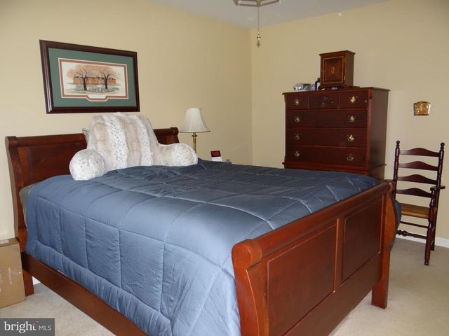 842 WOODLAWN DRIVE, Chambersburg, PA 17201