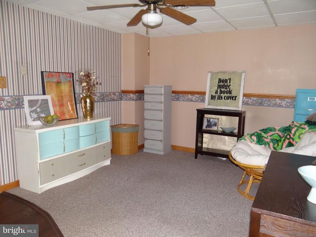 842 WOODLAWN DRIVE, Chambersburg, PA 17201