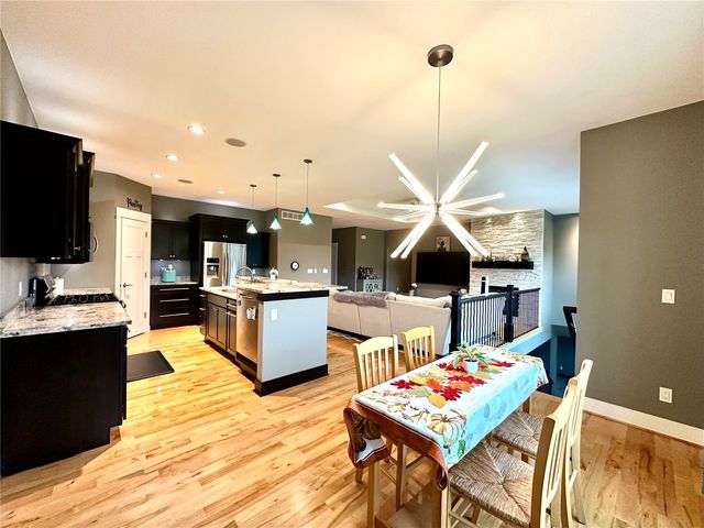 816 Palmyra Drive NE, Cedar Rapids, IA 52402