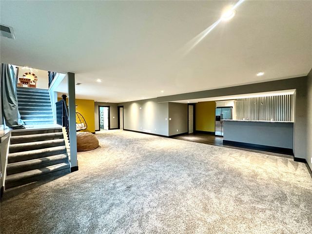 816 Palmyra Drive NE, Cedar Rapids, IA 52402
