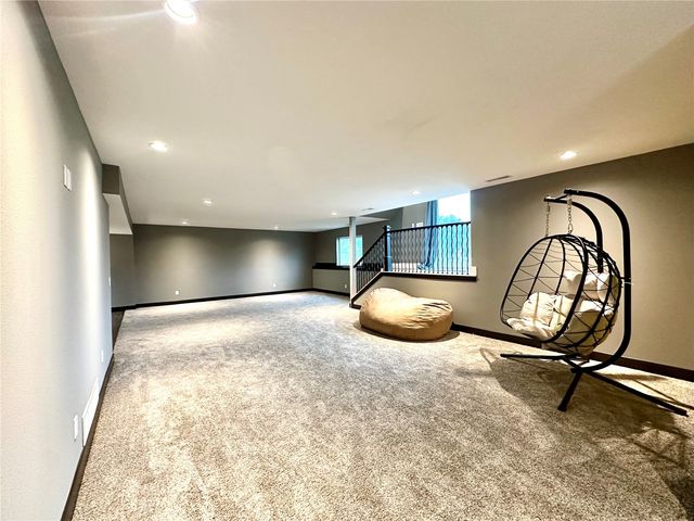 816 Palmyra Drive NE, Cedar Rapids, IA 52402