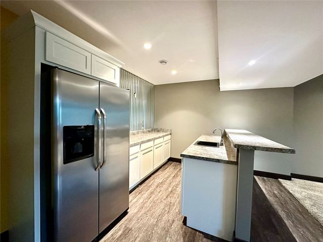 816 Palmyra Drive NE, Cedar Rapids, IA 52402