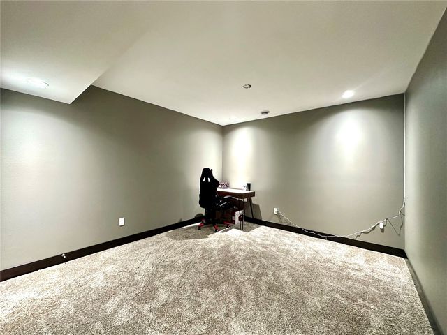 816 Palmyra Drive NE, Cedar Rapids, IA 52402