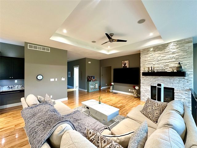 816 Palmyra Drive NE, Cedar Rapids, IA 52402