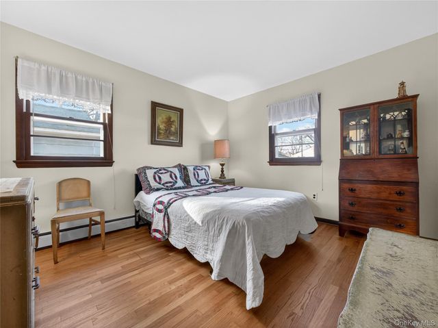 10 Dunnery Court, Suffern, NY 10901