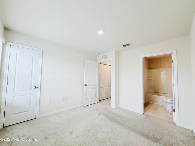 847 GATE RUN Road, Jacksonville, FL 32211