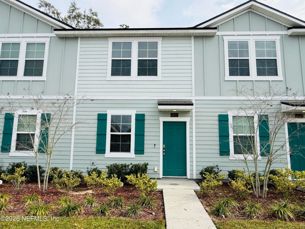 847 GATE RUN Road, Jacksonville, FL 32211