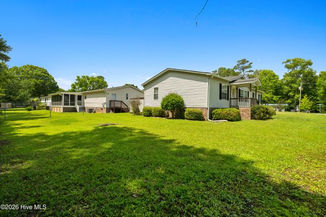 293 Laughing Gull Court SW, Shallotte, NC 28470