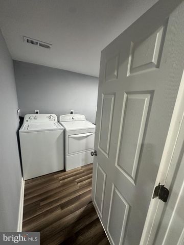 108 BELL ST, Dover, DE 19901