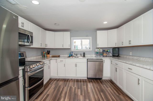 108 BELL ST, Dover, DE 19901