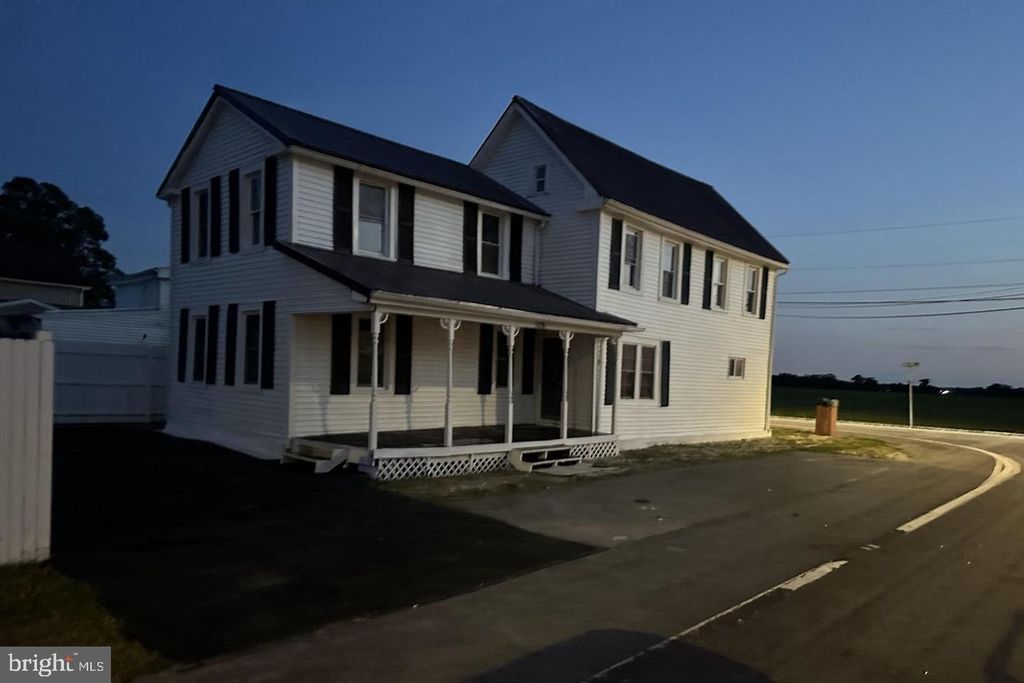 108 BELL ST, Dover, DE 19901