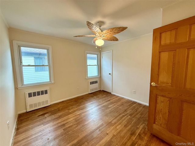 575 E Fulton Street Upper, Long Beach, NY 11561