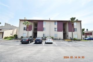 3814 N LAKE DRIVE 70, Tampa, FL 33614