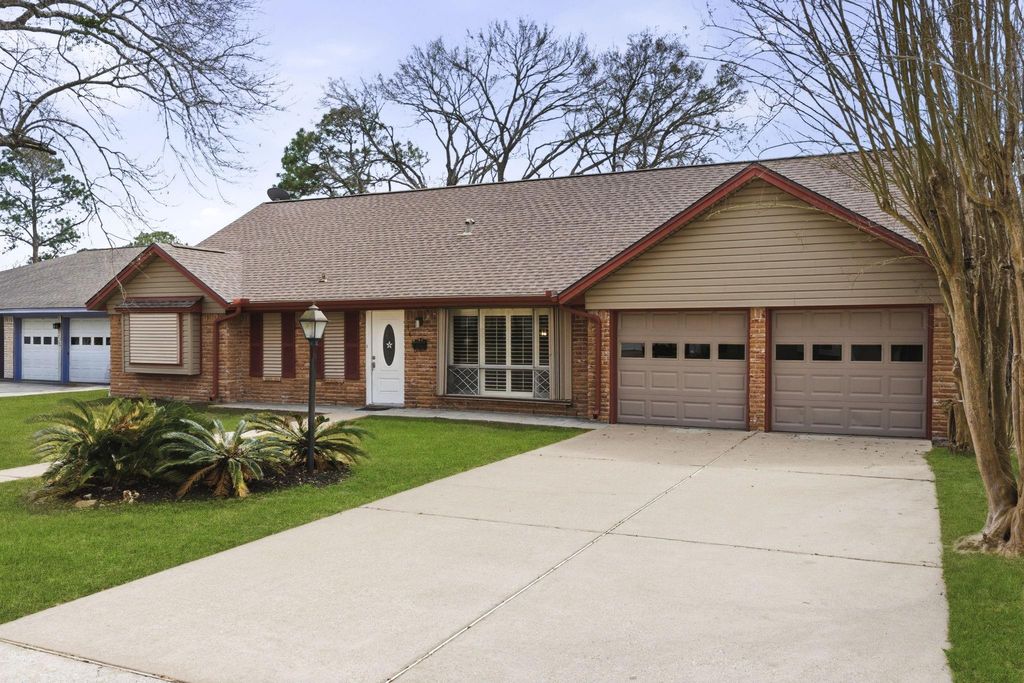 1620 Beachcomber Lane, Houston, TX 77062