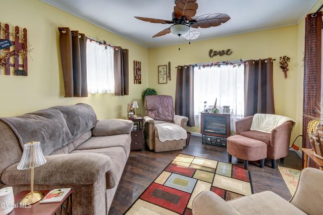 225 N Chase Street, Johnstown, NY 12095