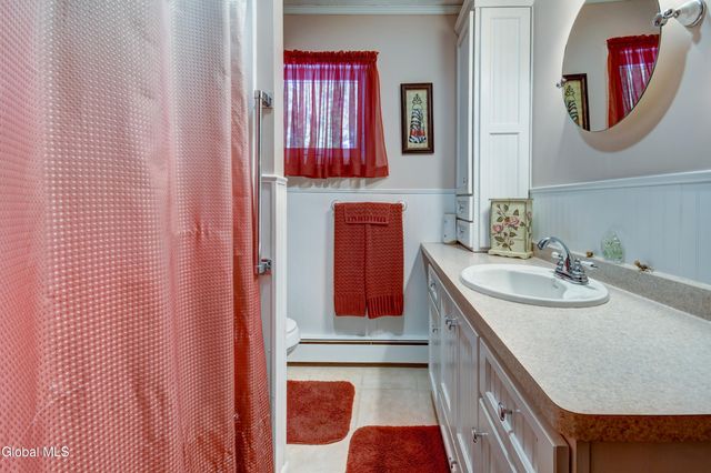 225 N Chase Street, Johnstown, NY 12095