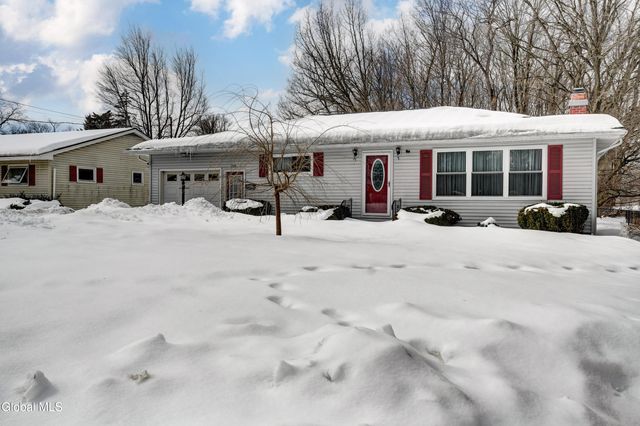 225 N Chase Street, Johnstown, NY 12095