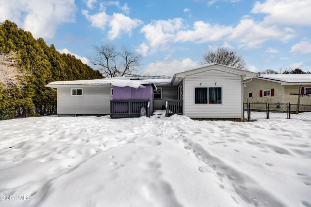 225 N Chase Street, Johnstown, NY 12095