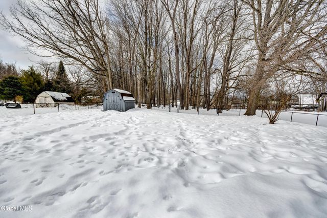 225 N Chase Street, Johnstown, NY 12095