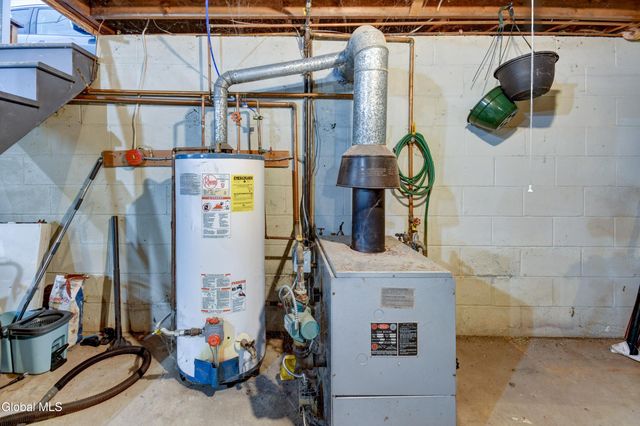 225 N Chase Street, Johnstown, NY 12095