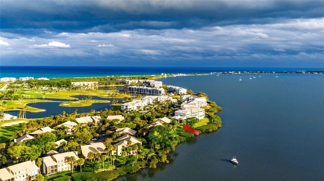 184 NE Edgewater Drive 1001, Stuart, FL 34996