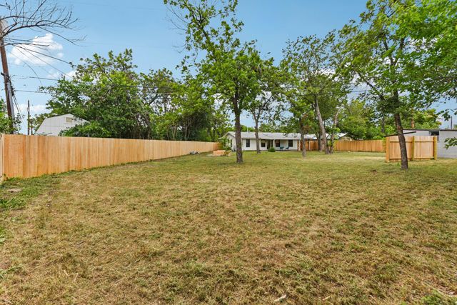 7503 Carriage DR, Austin, TX 78752