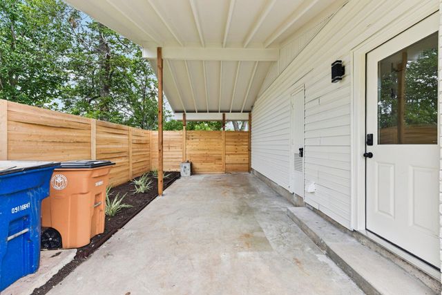 7503 Carriage DR, Austin, TX 78752