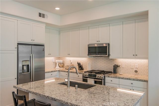 27466 Mercantile Court 203, Valencia, CA 91381