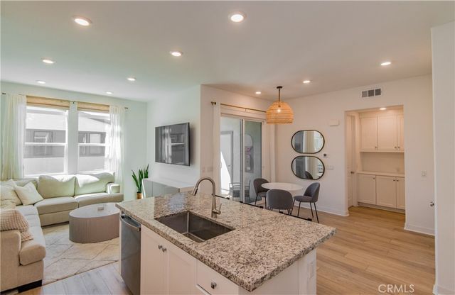 27466 Mercantile Court 203, Valencia, CA 91381