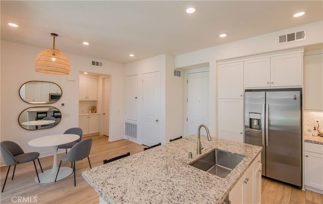 27466 Mercantile Court 203, Valencia, CA 91381
