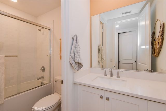 27466 Mercantile Court 203, Valencia, CA 91381