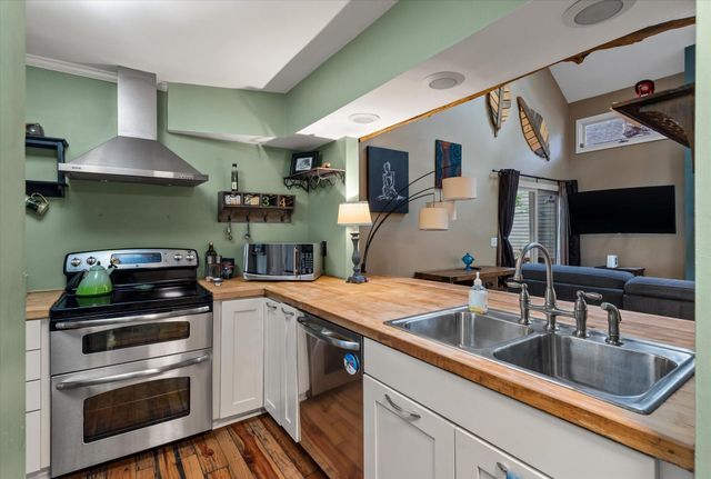 144 Mansfield Boulevard, North Charleston, SC 29418