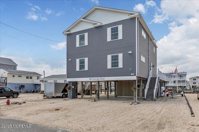 186 Flamingo Road, Tuckerton, NJ 08087