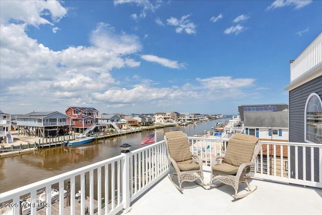 186 Flamingo Road, Tuckerton, NJ 08087