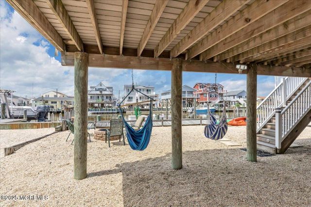 186 Flamingo Road, Tuckerton, NJ 08087