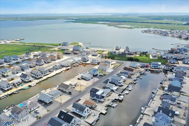 186 Flamingo Road, Tuckerton, NJ 08087