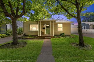 1890 College Street, Ferndale, MI 48220